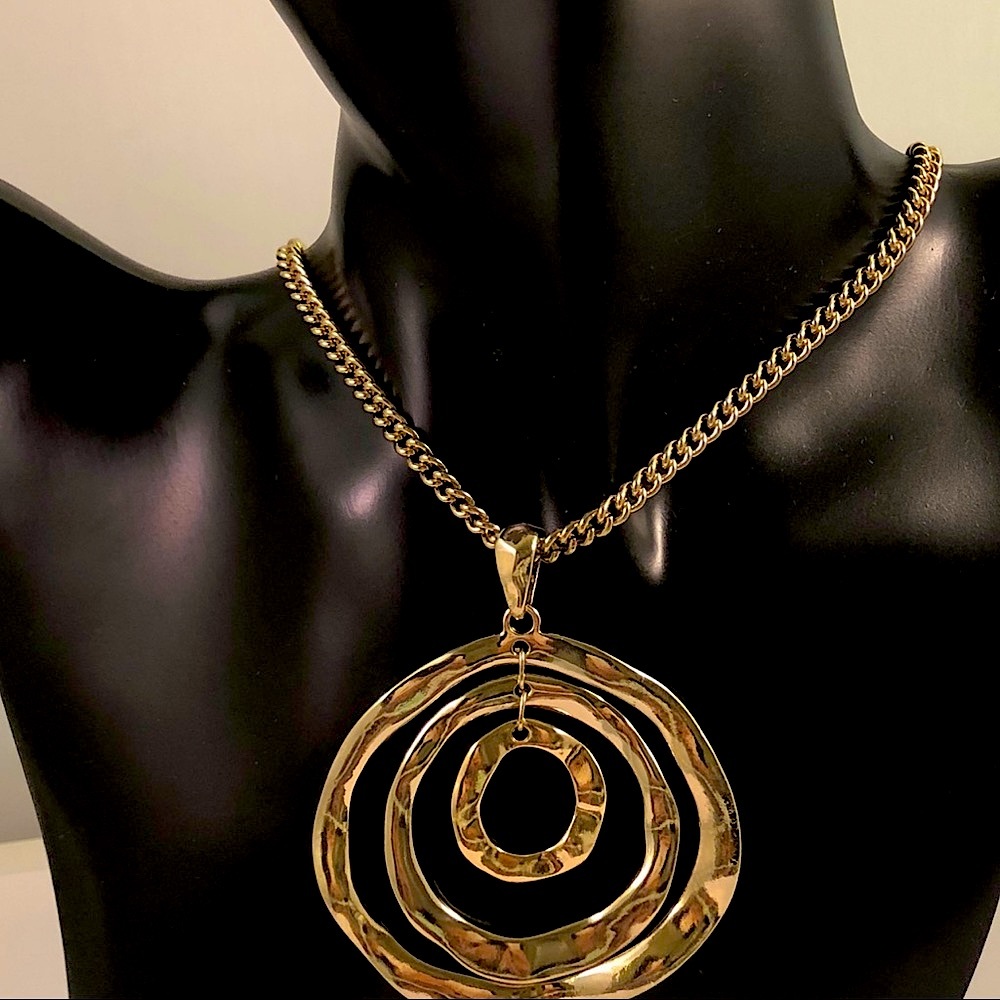 Necklace & Earrings Set